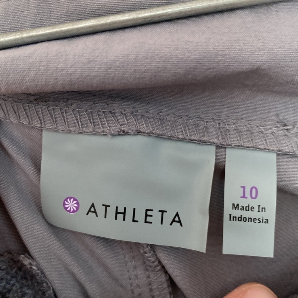 Athleta utility crop pants women’s 10 ten grey EUC - Picture 4 of 7